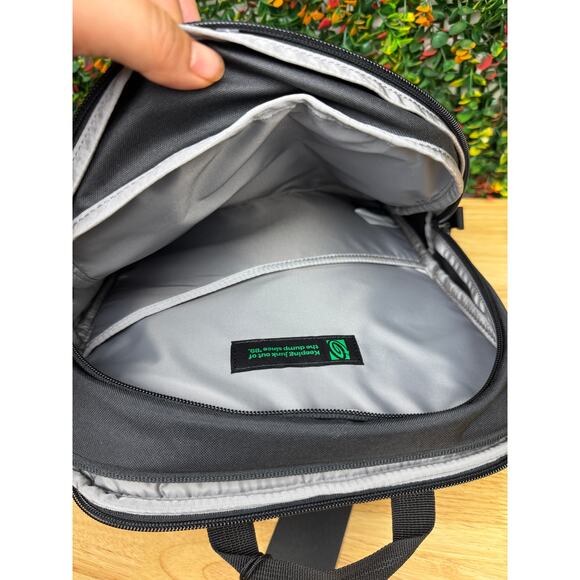 Timbuk 2 Q‎ 2.0 Carrying Case Backpack for 17" Labtop Notebook Eco Black NEW NWT - Picture 7 of 16